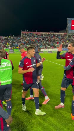 Cover for Ma quanto siamo belli? 🥹